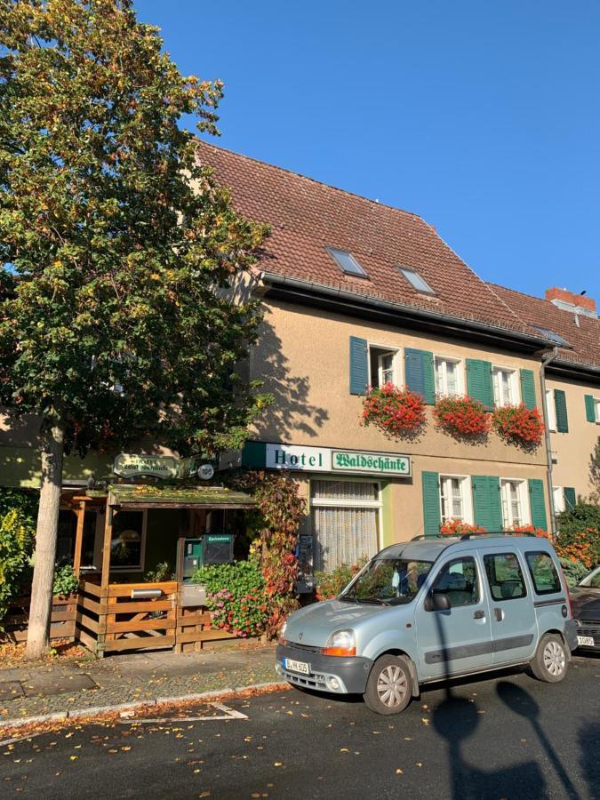 Landhotel Waldschaenke Berlin Bagian luar foto