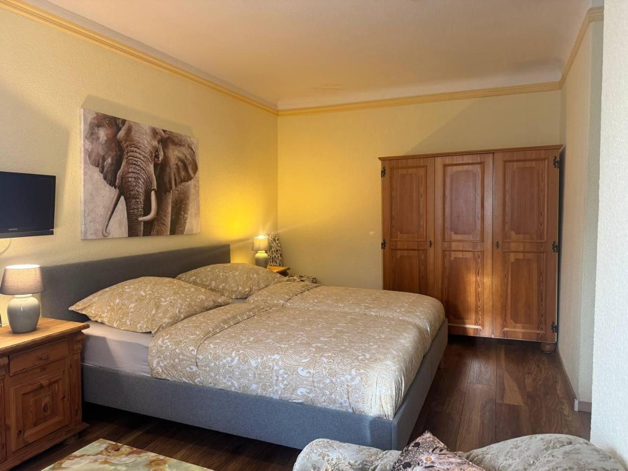 Landhotel Waldschaenke Berlin Bagian luar foto